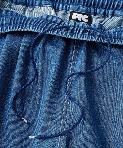 FTC（エフティーシー）の「DENIM EASY PANT（デニムパンツ・メンズ・ゴールド/ブルー系その他/ブラック・X-LARGE/LARGE/MEDIUM/SMALL）」の12枚目の写真