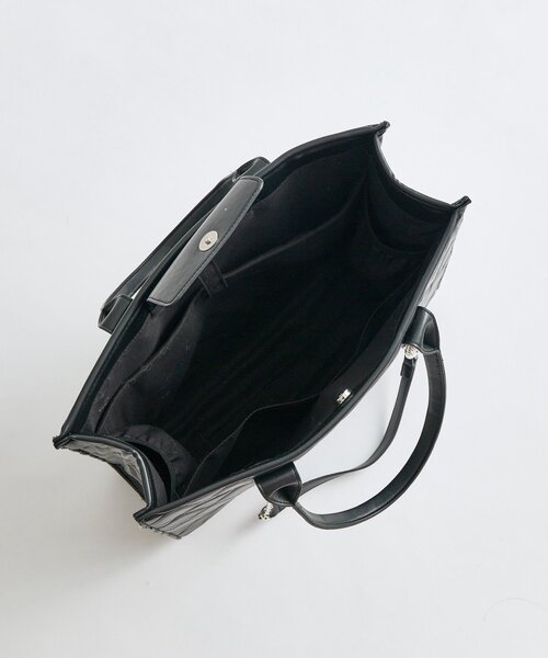 OLIVE des OLIVE（オリーブデオリーブ）の「【Belle Charme】Belle Charme Quilted Carry on Tote（トートバッグ・レディース・ピンク/アイボリー/ブラック・FREE）」の11枚目の写真