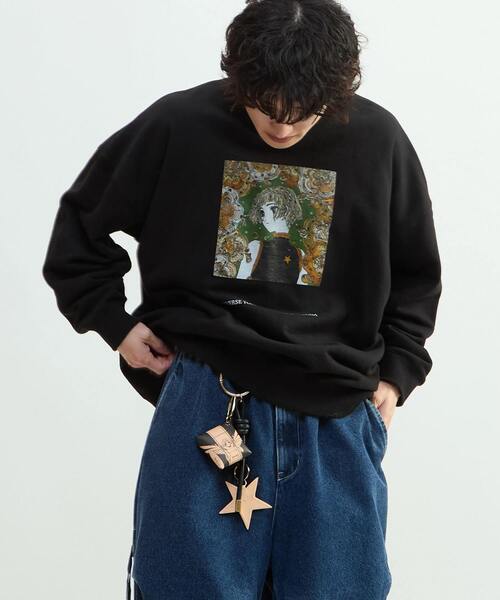 CONVERSE TOKYO（コンバーストウキョウ）の「【CLAMP】『CLOVER』GRAPHIC SWEAT（スウェット・レディース・ブラック・FREE）」の5枚目の写真