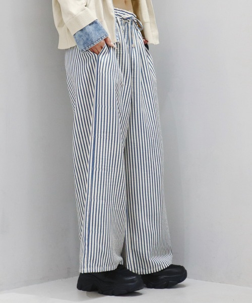CECIL McBEE（セシルマクビー）の「サッカーストライプワイドイージーパンツ（その他パンツ・レディース・ブルー/ブラック・LARGE/MEDIUM）」の13枚目の写真