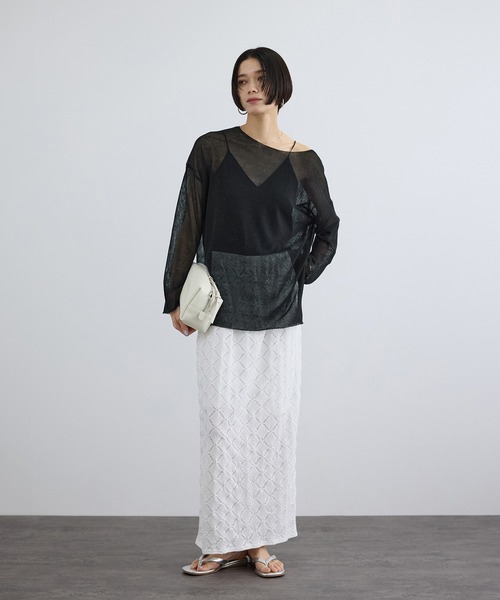 SALON adam et rope'（サロン アダム エ ロペ）の「オーガニックリネンシアーボートネックプルオーバー（ニット/セーター・レディース・ホワイト/ブラック/ブラウン・FREE）」の6枚目の写真