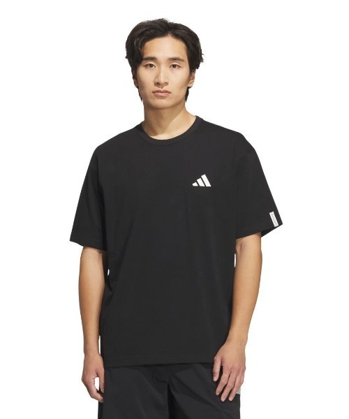 adidas(アディダス)の「アディダス adidas エッセンシャルズ プラス ルーズフィット スモールロゴ 半袖Tシャツ(Tシャツ/カットソー・メンズ・ブラック/ネイビー/ホワイト/ブルー・S/M/3L/LL/L)」の3枚目の写真