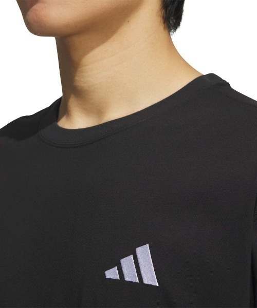 adidas(アディダス)の「アディダス adidas エッセンシャルズ プラス ルーズフィット スモールロゴ 半袖Tシャツ(Tシャツ/カットソー・メンズ・ブラック/ネイビー/ホワイト/ブルー・S/M/3L/LL/L)」の14枚目の写真