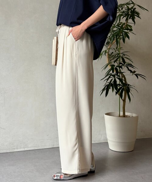 Chez toi（シェトワ）の「クレープイージーパンツ（その他パンツ・レディース・ライトグレー/アイボリー/チャコールグレー・FREE）」の6枚目の写真