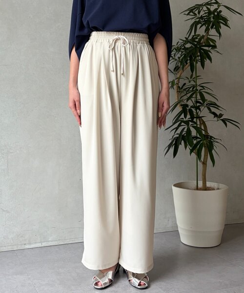 Chez toi（シェトワ）の「クレープイージーパンツ（その他パンツ・レディース・ライトグレー/アイボリー/チャコールグレー・FREE）」の12枚目の写真