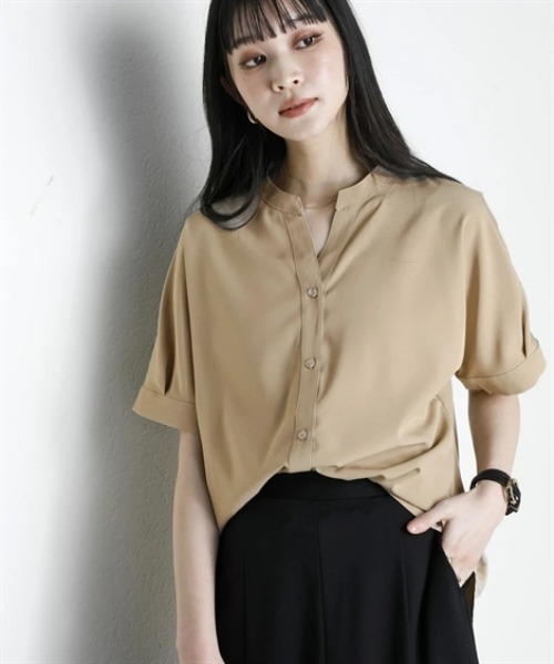 nissen(ニッセン)の「さらりとろけるスキッパーブラウス(防しわ・吸汗速乾)<大きいサイズ有>(シャツ/ブラウス・レディース・ブルー/オフホワイト/ベージュ/チャコール/ダークカーキ・S/M/L/LL/3L)」の9枚目の写真