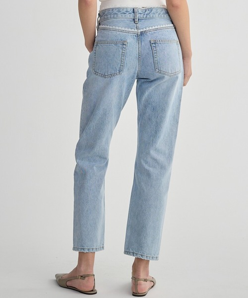BIRTHDAY BASH（バースデイバッシュ）の「LACE TAPERED DENIM（レーステーパードデニム）（デニムパンツ・レディース・ブルー・SMALL/MEDIUM/LARGE）」の5枚目の写真