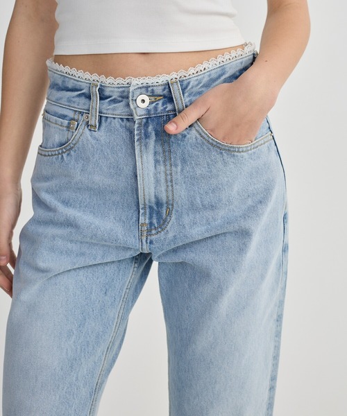 BIRTHDAY BASH（バースデイバッシュ）の「LACE TAPERED DENIM（レーステーパードデニム）（デニムパンツ・レディース・ブルー・SMALL/MEDIUM/LARGE）」の13枚目の写真