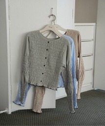 lawgy（ラウジー）の「button point random shirring blouse / ボタンポイントランダムシャーリングブラウス（シャツ/ブラウス）」