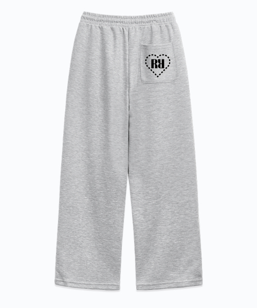 RANDOMOFF(ランダムオフ)の「RR HEART MINI ONE TUCK WIDE SWEAT PANTS (2color)(スウェットパンツ・レディース・ブラック/グレー・SMALL/MEDIUM/LARGE)」の6枚目の写真