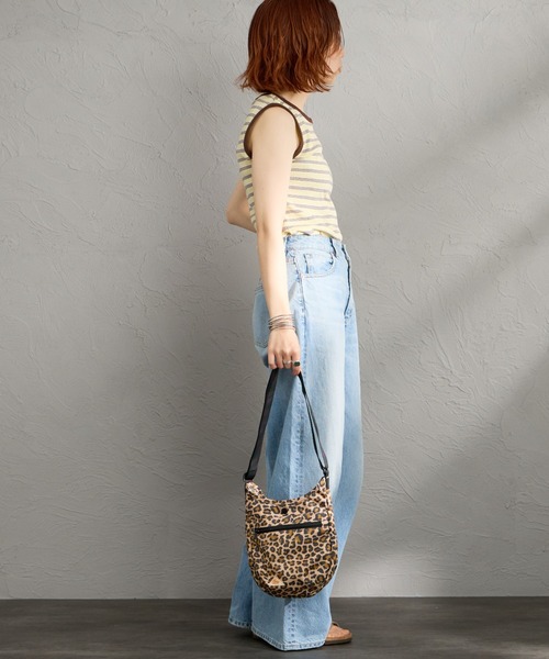 KELTY（ケルティ）の「[KELTY/ケルティ] ミニ カーブショルダーバッグ（ショルダーバッグ・レディース・アニマル/ブラック/レオパード・ONE SIZE）」の7枚目の写真