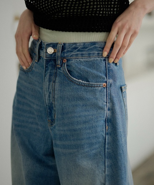 LAULEN（ローレン）の「high waist washed wide denim /ハイウエストウォッシュドワイドデニム（デニムパンツ・レディース・ブルー・S/M）」の14枚目の写真