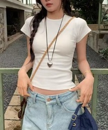simple slim tee