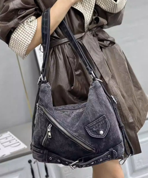 .KOM(ドットコム)の「A'GEM/9 × .kom 『.KOM/ドットケーオーエム』Y2Kウォッシュデニム3WAYバッグ(ショルダーバッグ・レディース・ブラック/ブルー・FREE)」の4枚目の写真