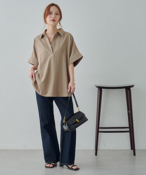 DISCOAT(ディスコート)の「【Noka】衿付きスキッパー半袖シャツ(シャツ/ブラウス・レディース・ベージュ/ネイビー/ブルー/オフホワイト・FREE)」の7枚目の写真