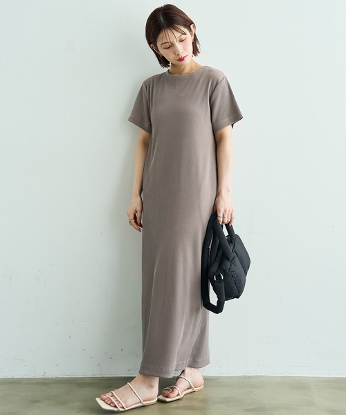 mil(ミル)の「【汗染み防止加工】 リブ ロングワンピース【586146】(ワンピース・レディース・チャコールグレー/ブラック/モカ・S/XS)」の16枚目の写真