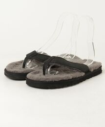 UGG（アグ）の「ビーチサンダル（サンダル）」