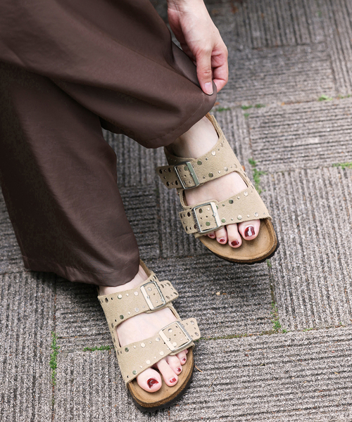 IENA(イエナ)の「BIRKENSTOCK/ビルケンシュトック ARIZONA RIVET サンダル 1029390(サンダル・レディース・ベージュ・35/36/37/38/39)」の1枚目の写真