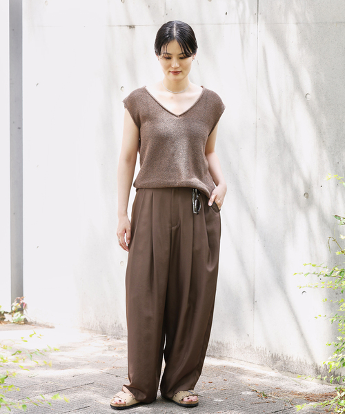 IENA(イエナ)の「BIRKENSTOCK/ビルケンシュトック ARIZONA RIVET サンダル 1029390(サンダル・レディース・ベージュ・35/36/37/38/39)」の5枚目の写真