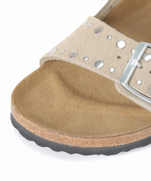 IENA(イエナ)の「BIRKENSTOCK/ビルケンシュトック ARIZONA RIVET サンダル 1029390(サンダル・レディース・ベージュ・35/36/37/38/39)」の19枚目の写真