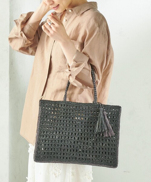 MAISON N.H PARIS(メゾンエヌアッシュパリ)の「MAISON N.H PARIS:SOLENE TOTE(かごバッグ・レディース・ブラック・ONE SIZE)」の5枚目の写真