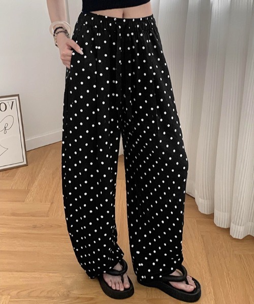 yuue' ( wear )（ユーイ）の「ドット柄カーブワイドイージーパンツ（その他パンツ・レディース・ブラック/オートミール・FREE）」の8枚目の写真