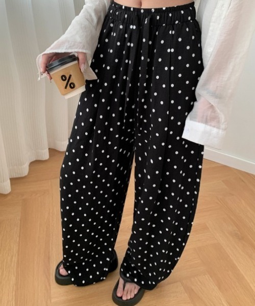 yuue' ( wear )（ユーイ）の「ドット柄カーブワイドイージーパンツ（その他パンツ・レディース・ブラック/オートミール・FREE）」の9枚目の写真