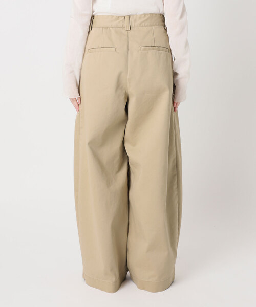 plage（プラージュ）の「《追加》R’IAM Super wide CHINO パンツ 4（チノパンツ・レディース・ベージュ・32/34/36/38）」の16枚目の写真