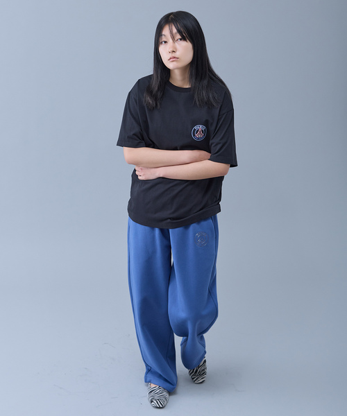 PARIS SAINT-GERMAIN(パリサンジェルマン)の「【Paris Saint-Germain / パリ・サン=ジェルマン】 JP NEON EMBLEM TEE(Tシャツ/カットソー・メンズ・ブラック/ホワイト・LARGE/X-LARGE/MEDIUM)」の18枚目の写真