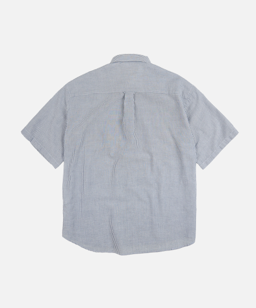 FRIZMWORKS(フリズムワークス)の「OG STRIPE SEERSUCKER HALF SHIRT _ BLUE(シャツ/ブラウス・メンズ・その他・SMALL/MEDIUM/LARGE/X-LARGE)」の2枚目の写真