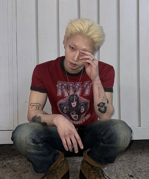 MAINBOOTH（メインブース）の「[KISS] USAロゴTシャツ（レッド）（Tシャツ/カットソー・レディース・その他・1/2/3）」の10枚目の写真