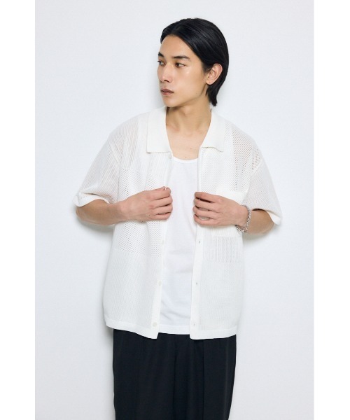 AZUL by moussy(アズールバイマウジー)の「編地切替ニットシャツ(シャツ/ブラウス・メンズ・オフホワイト/ネイビー/グレー/ブラック・MEDIUM/LARGE)」の5枚目の写真