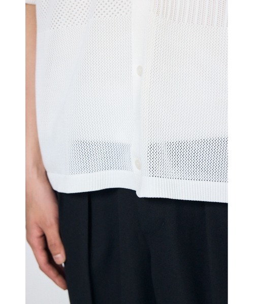 AZUL by moussy(アズールバイマウジー)の「編地切替ニットシャツ(シャツ/ブラウス・メンズ・オフホワイト/ネイビー/グレー/ブラック・MEDIUM/LARGE)」の13枚目の写真