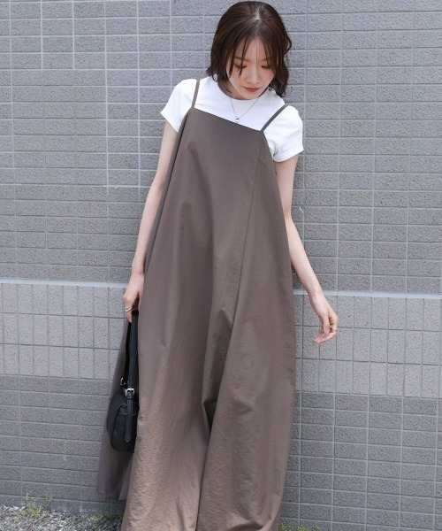 Bab(バブ)の「裾バルーンバックギャザーキャミワンピース(ワンピース・レディース・ブラック/ベージュ/チャコールグレー・M)」の18枚目の写真