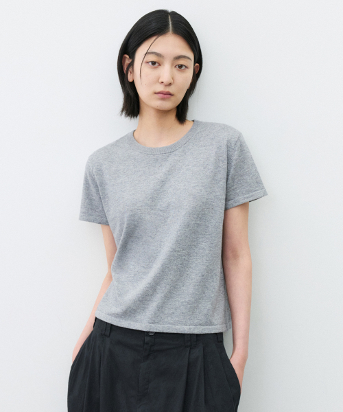 SUARE WOMEN(スアレウーマン)の「(ウィメンズ)コットンサマーウールハーフニットメランジ(Tシャツ/カットソー・レディース・チャコールグレー・SMALL/MEDIUM)」の1枚目の写真