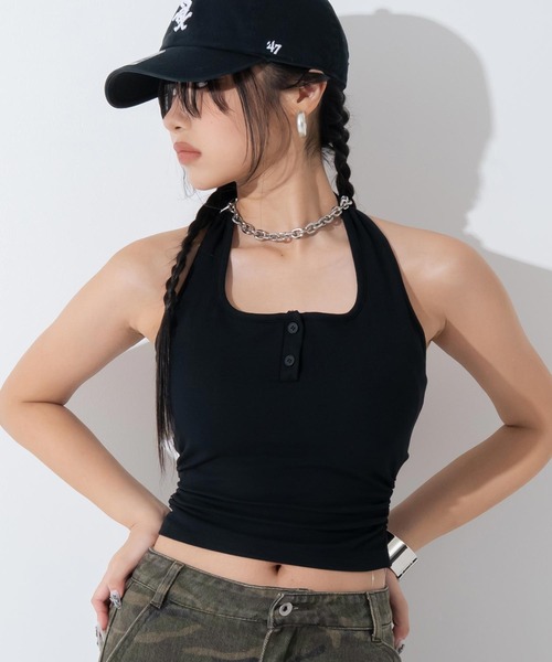 ANAP(アナップ)の「ホルターネック カップ付 タンクトップ(タンクトップ・レディース・ブラック/グレー/ホワイト・F)」の15枚目の写真