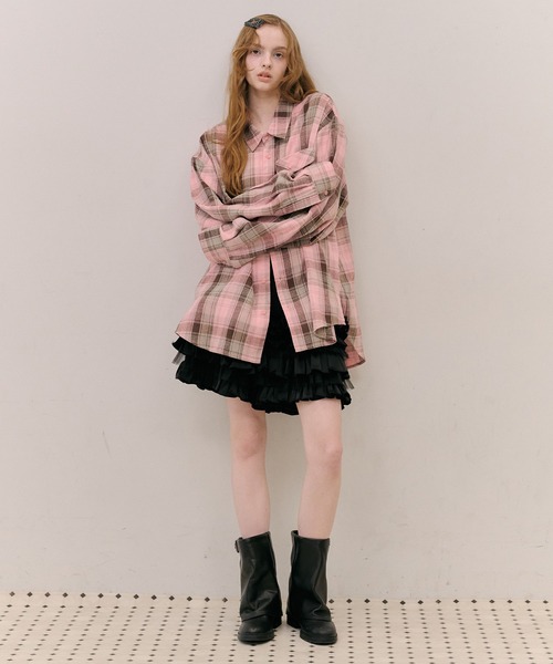 J1U by LA BELLE ETUDE(ジユウバイラベルエチュード)の「オーバーサイズPINKチェックシャツ(シャツ/ブラウス・レディース・フューシャピンク/ピンク・FREE)」の13枚目の写真