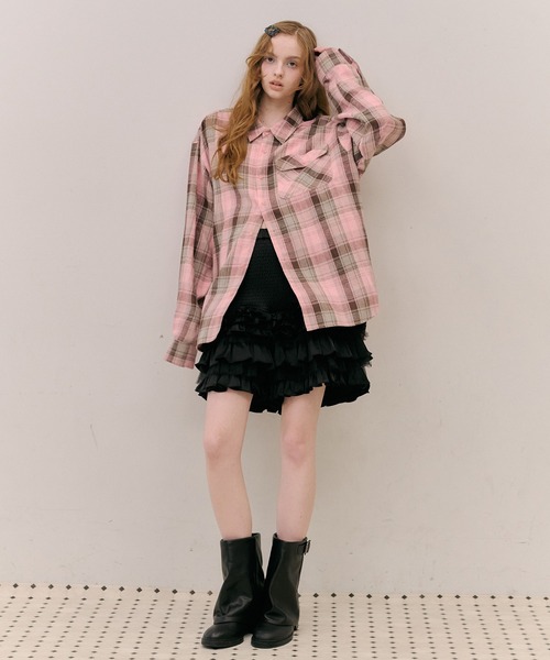 J1U by LA BELLE ETUDE(ジユウバイラベルエチュード)の「オーバーサイズPINKチェックシャツ(シャツ/ブラウス・レディース・フューシャピンク/ピンク・FREE)」の15枚目の写真
