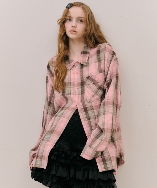 J1U by LA BELLE ETUDE(ジユウバイラベルエチュード)の「オーバーサイズPINKチェックシャツ(シャツ/ブラウス・レディース・フューシャピンク/ピンク・FREE)」の8枚目の写真