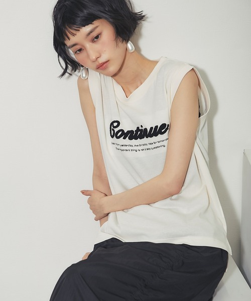 ANOTHER S(アナザーエス)の「接触冷感吸水速乾付きロゴサガラ刺繍ノースリーブプルオーバー(Tシャツ/カットソー・レディース・オフホワイト/ブラック/ブルー/ライム・FREE)」の2枚目の写真