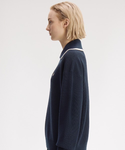 FRED PERRY（フレッドペリー）の「Wide Collar Knitted Shirt／ワイドカラーニットシャツ（ニット/セーター・レディース・ネイビー/プラム・10）」の21枚目の写真