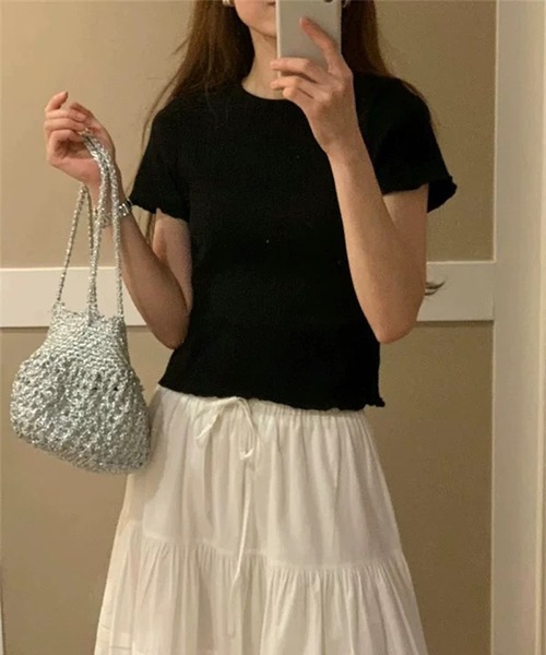 Chiina(チーナ)の「【Chiina】ミニマル半袖トップス(Tシャツ/カットソー・レディース・ブラック/グレイッシュブルー/ホワイト/グレー・FREE)」の13枚目の写真