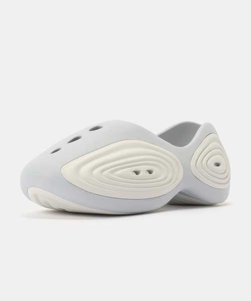 crocs（クロックス）の「Crocs CROCS RIPPLE 214154-1ZT（スニーカー・メンズ・チャコールグレー・24cm/27cm/26cm/25cm）」の2枚目の写真