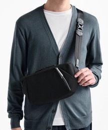 TUMI（トゥミ）の「TUMI AXIS ミディアム・スリング（ボディバッグ/ウエストポーチ）」