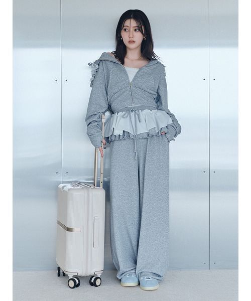 SNIDEL(スナイデル)の「【UV/セットアップ対応】ペプラムスウェットパンツ(その他パンツ・レディース・イエロー/グレー/ブラウン・0/1)」の4枚目の写真