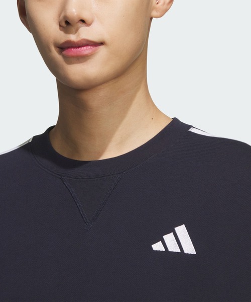 adidas(アディダス)の「エッセンシャルズ プラス ルーズフィット スリーストライプス フレンチテリー スウェットシャツ / トレーナー / アディダス adidas(スウェット・メンズ・ブルー・LARGE/XX-LARGE/MEDIUM/SMALL/X-LARGE)」の5枚目の写真