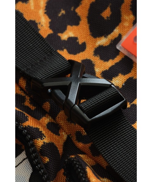 OFFWINTER(オフウィンター)の「【OFFWINTER 】レオパード 3WAY多機能ショルダー バックパック(ショルダーバッグ・メンズ・レオパード・FREE)」の4枚目の写真