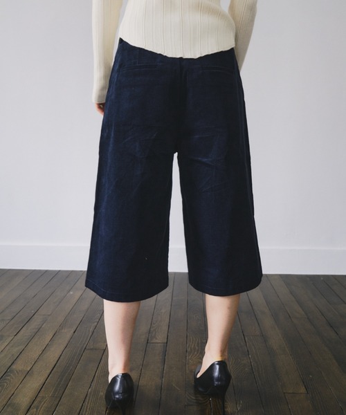 HANNE(アン)の「ローライズコーデュロイバミューダパンツ(その他パンツ・レディース・ネイビー/ベージュ・S/M)」の10枚目の写真