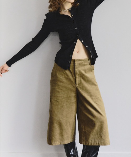 HANNE(アン)の「ローライズコーデュロイバミューダパンツ(その他パンツ・レディース・ネイビー/ベージュ・S/M)」の22枚目の写真