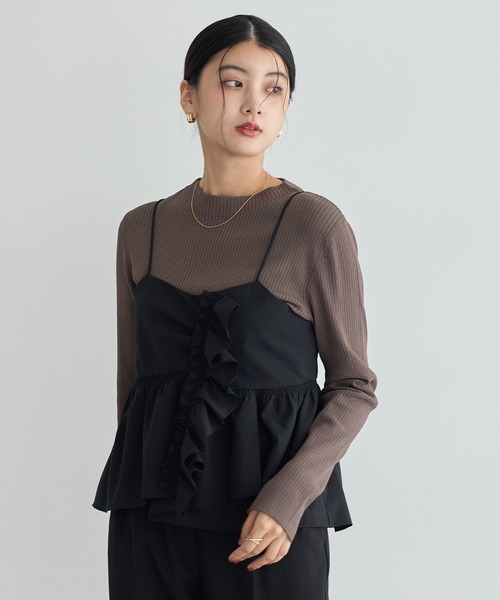 YECCA VECCA(イェッカヴェッカ)の「【2点SET】ラッフルキャミセット長袖ニット(ニット/セーター・レディース・ブラック/ダークベージュ・FREE)」の5枚目の写真